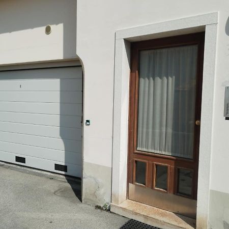 Il Vicolo_Carinissimo Appartamento In Centro Storico, Zona Giorno Mansardata Belluno Exterior photo
